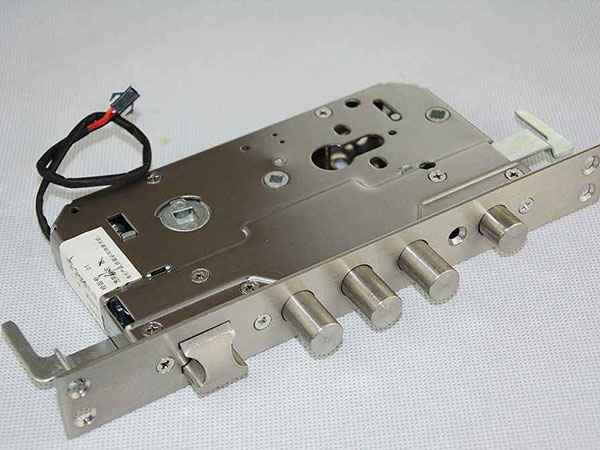 宝山24小时上门开锁公司